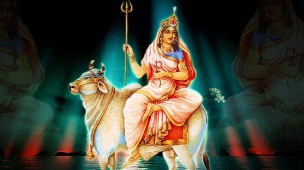 Shardiya Navratri 2026 Ghatasthapana: Maa Shailputri puja, shubh muhurat, colour, mantra, aarti and wishes for Day 1
