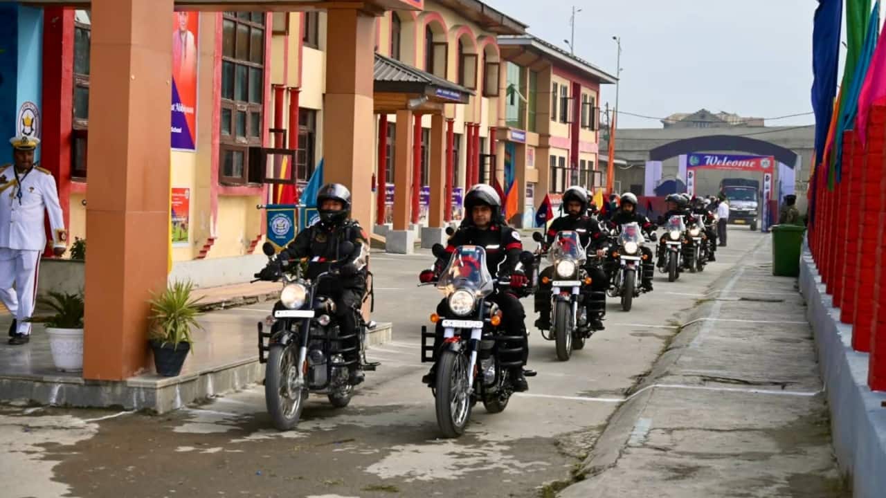 J&K, Ladakh Police Launch Anti-Drug Motorcycle Rally to Gujarat