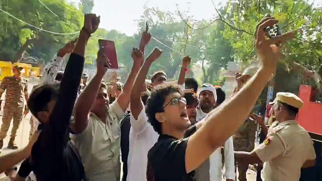 CJP claims Saurav Das, Ashutosh Ranka arrested after Jantar Mantar breach, Delhi Police calls it preventive