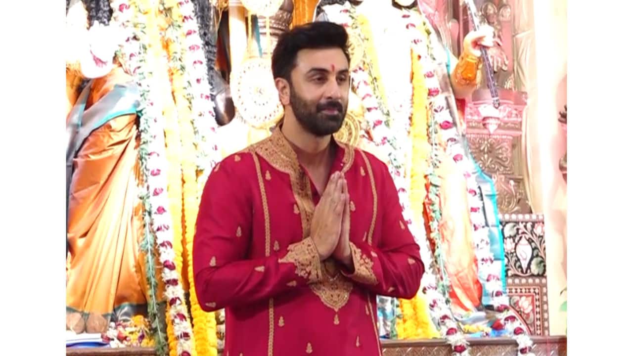 Ranbir Kapoor, Kajol, and Jaya Bachchan seek blessings at North Bombay Sarbojanin Durga Puja Pandal