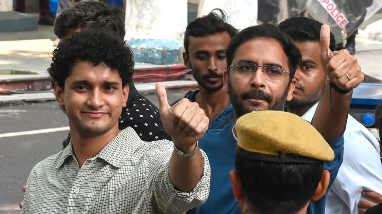 Day after release from Tihar Jail, Delhi Police Crime Branch summons CJP leaders Das & Ranka