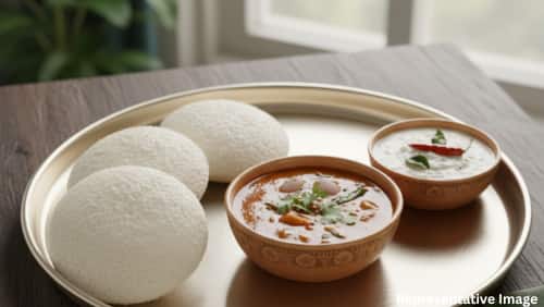 Idli with Sambhar