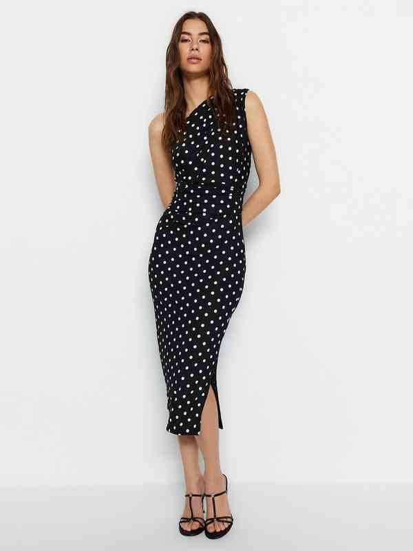  Trendyol Polka Dot Printed  Midi Dress