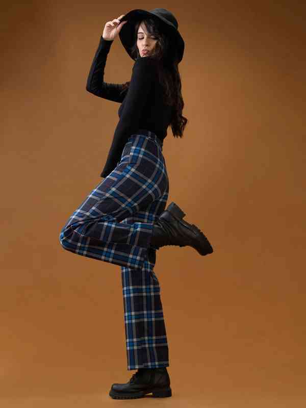 Globus Blue Checks Formal Trousers