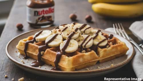 Nutella &amp; Banana Waffle