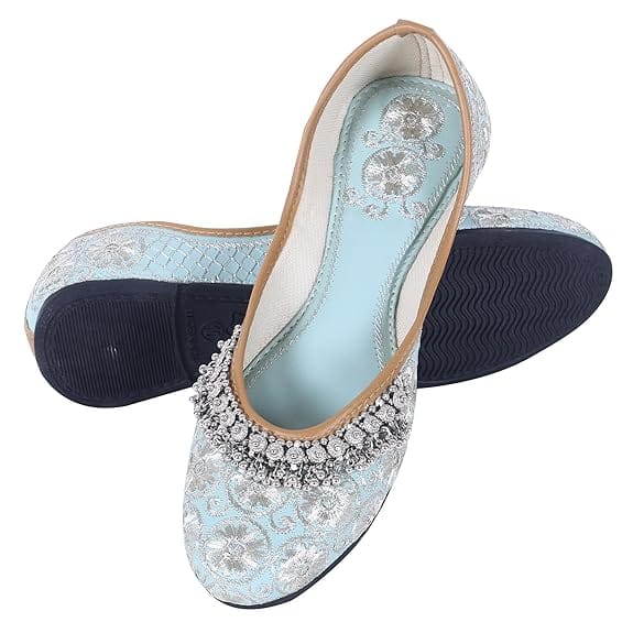 DFR Women’s Cushioned Embroidered Mojari DFR Women’s Cushioned Embroidered Mojari