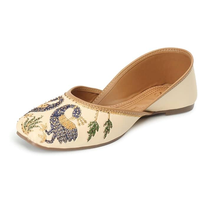 XE Looks Women's Ethnic Punjabi Juttis with Peacock Embroidery