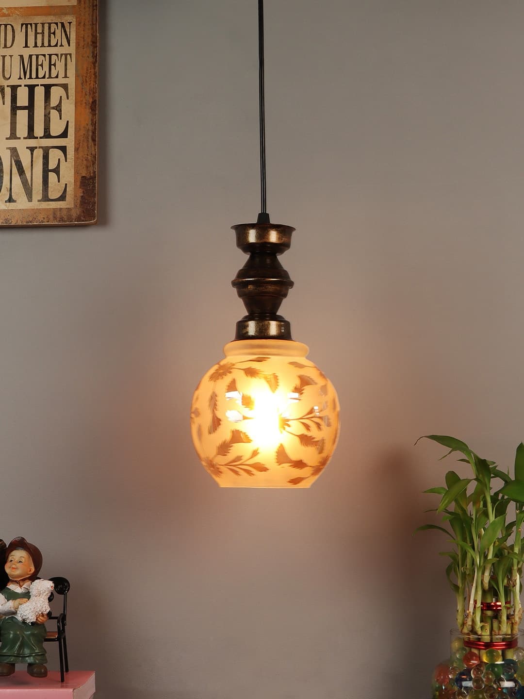 foziq Gold-Toned Abstract Printed Metal Ceiling Lamp