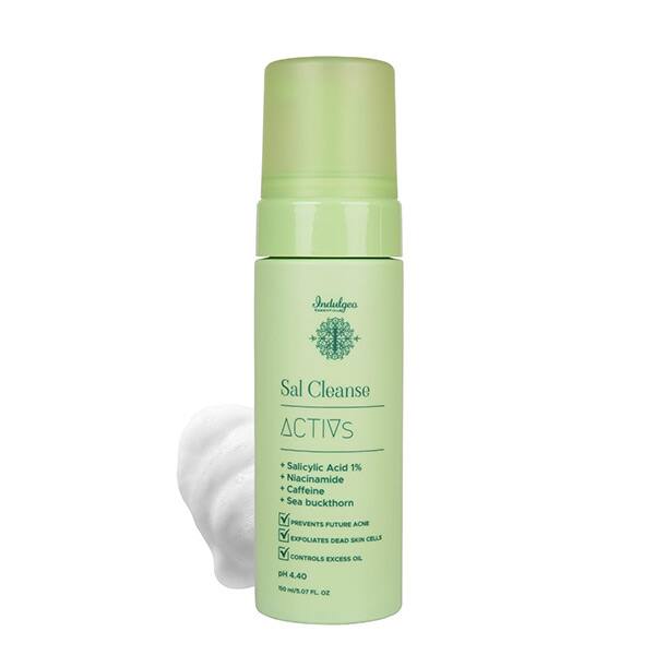 Indulgeo Essentials Salicylic Acid Foaming Face Wash