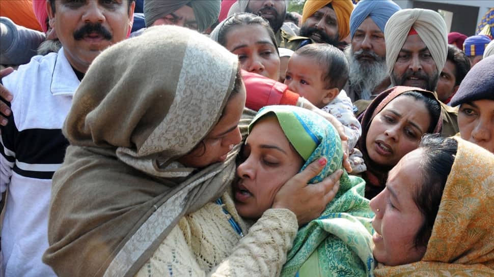 Gloom and anger as India bids farewell to 40 martyred CRPF personnel ...