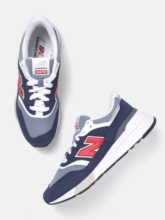 New Balance: Men Woven Design 997R Sneakers