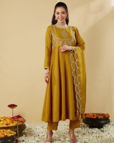 Urmir Fashion Mustard Kurta Set