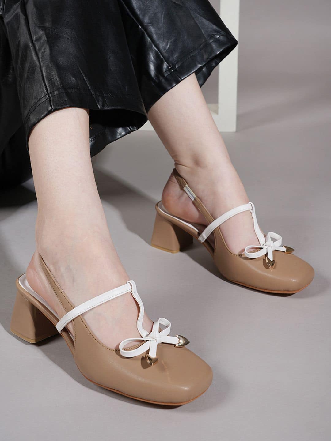 Lavie Women Square Toe Block Heel Mary Janes Lavie Women Square Toe Block Heel Mary Janes