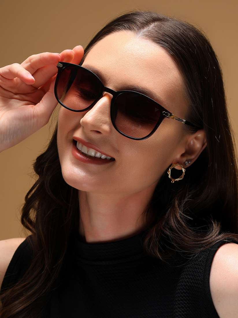 Voyage Oval Sunglasses Voyage Oval Sunglasses