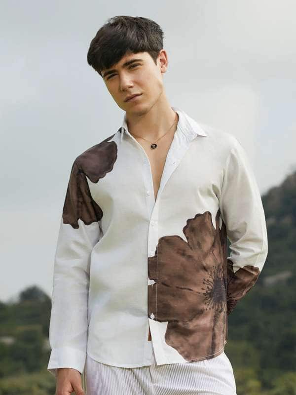 Campus Sutra Men Relaxed Fit Spread Collar Floral Printed Cotton Casual Shirt