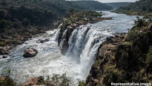 Dhuandhar Falls, Madhya Pradesh
