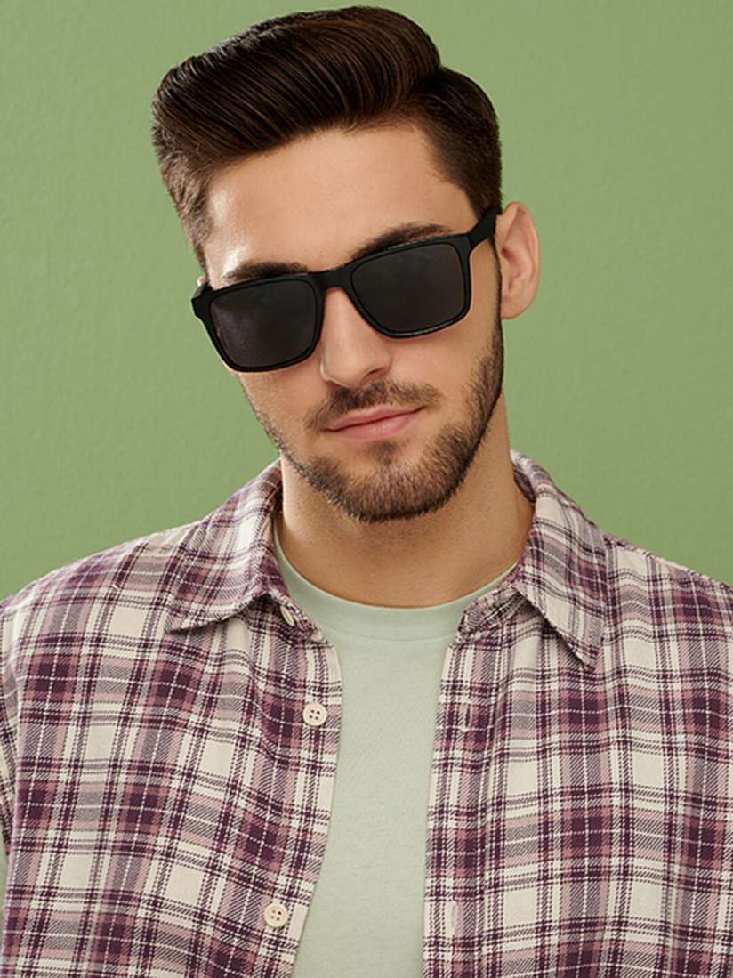 Vincent Chase by Lenskart Lens & Wayfarer Sunglasses with Polarised and UV Protected Lens