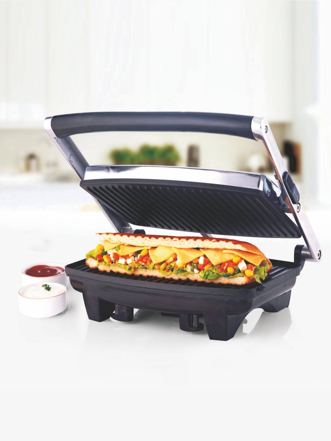 Upgrade Your Kitchen with Exclusive Deals on Sandwich Grillers on Myntra