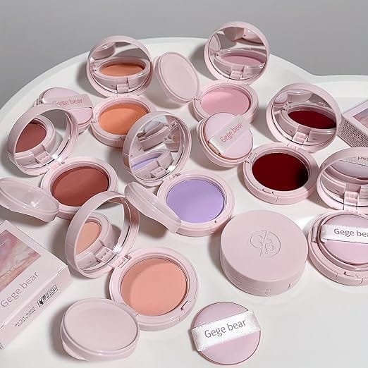 Gege Bear Cloud Light Air Cushion Blush with Mirror Gege Bear Cloud Light Air Cushion Blush with Mirror