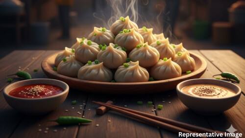 Momo Momo