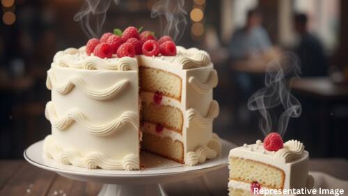 Buttercream Vanilla Sponge Cake