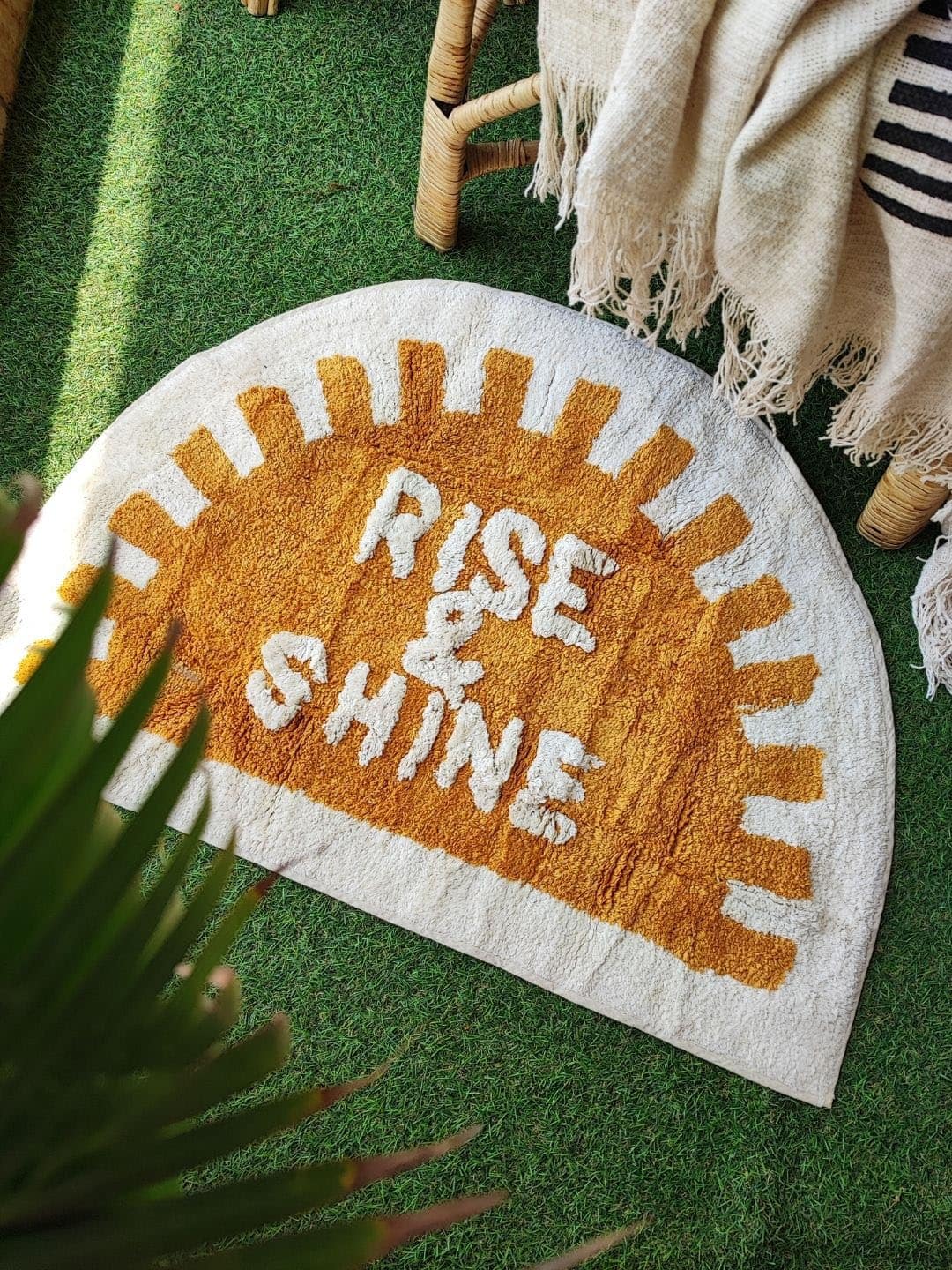 HYPPY Orange &amp; White Printed Cotton 500 GSM Floor Mat