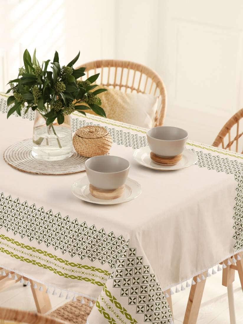 URBAN SPACE Cream-Colored Geometric Printed Pure Cotton 6-Seater Table Cover URBAN SPACE Cream-Colored Geometric Printed Pure Cotton 6-Seater Table Cover