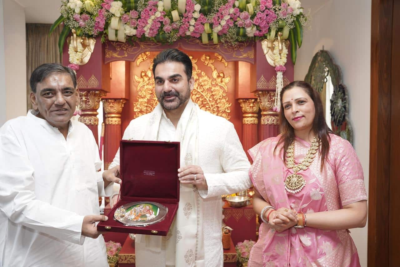 Arbaaz Khan At Nidarshana Goswami&#039;s Ganpati Celebration