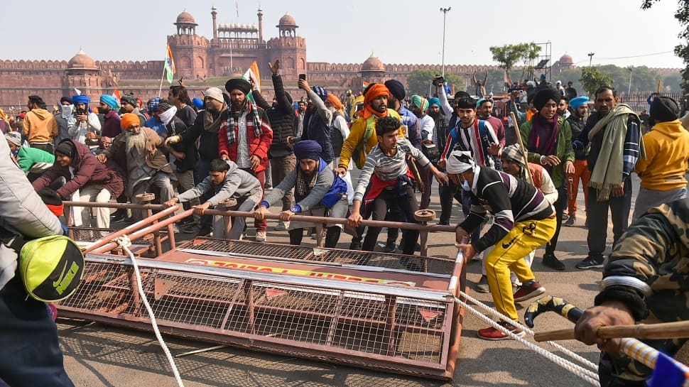 Red-Fort-Farmers-Protests