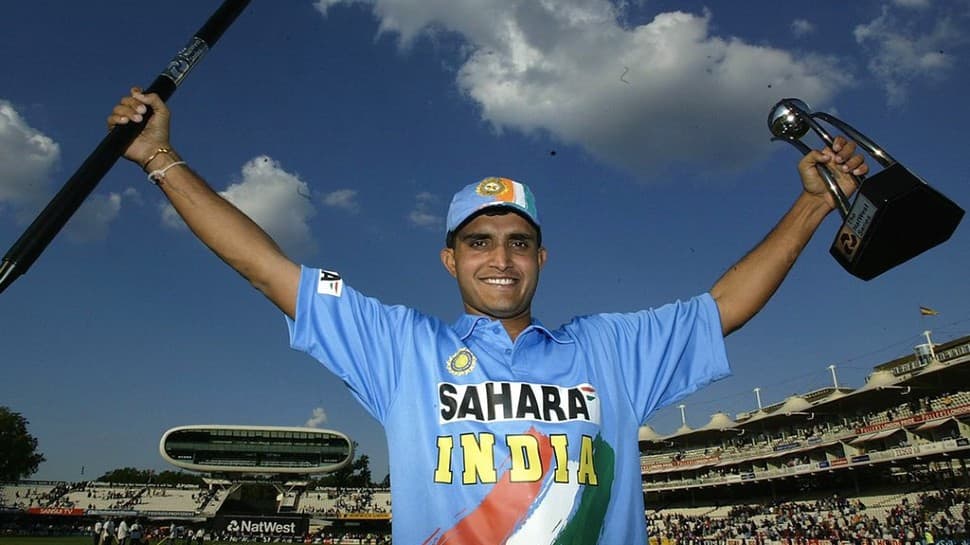 Sourav Ganguly celebrates winning the 2002 Natwest Trophy tri-series in England. (Source: Twitter)