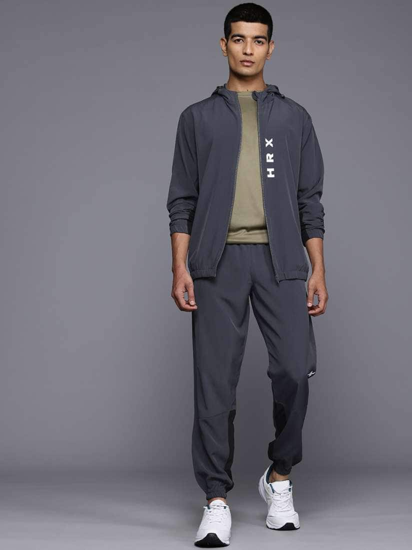 Myntra tracksuit deals