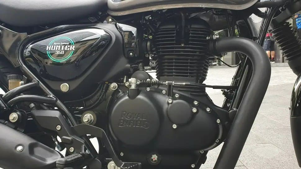 Royal Enfield Hunter 350 engine