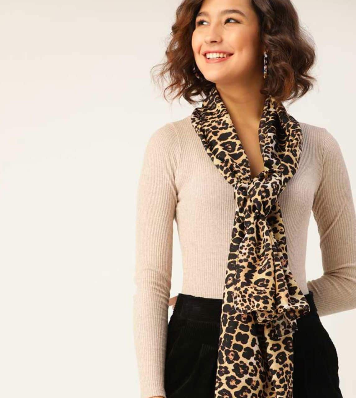 DressBerry Women Black &amp; Beige Printed Scarf
