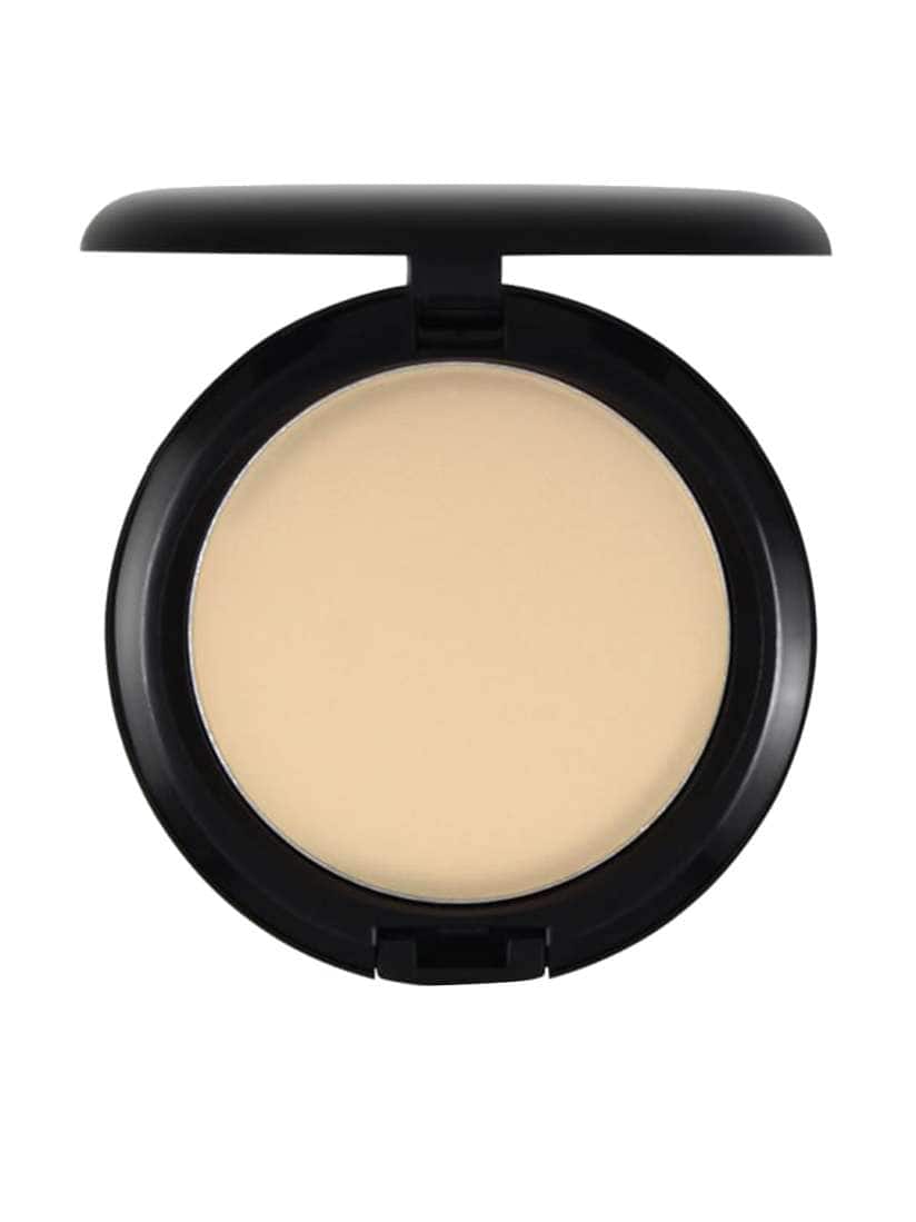 The Ultimate Guide to Compact Powders: Achieve a Flawless, Matte Finish ...