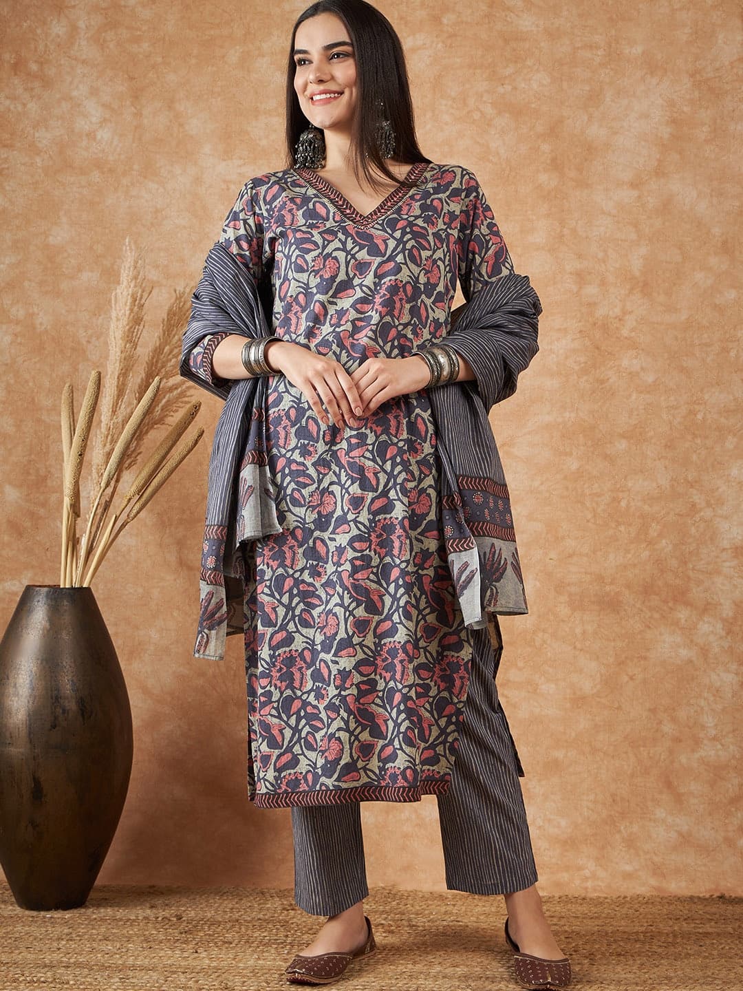3. Sangria Floral Printed Straight Kurta With Trousers & Dupatta