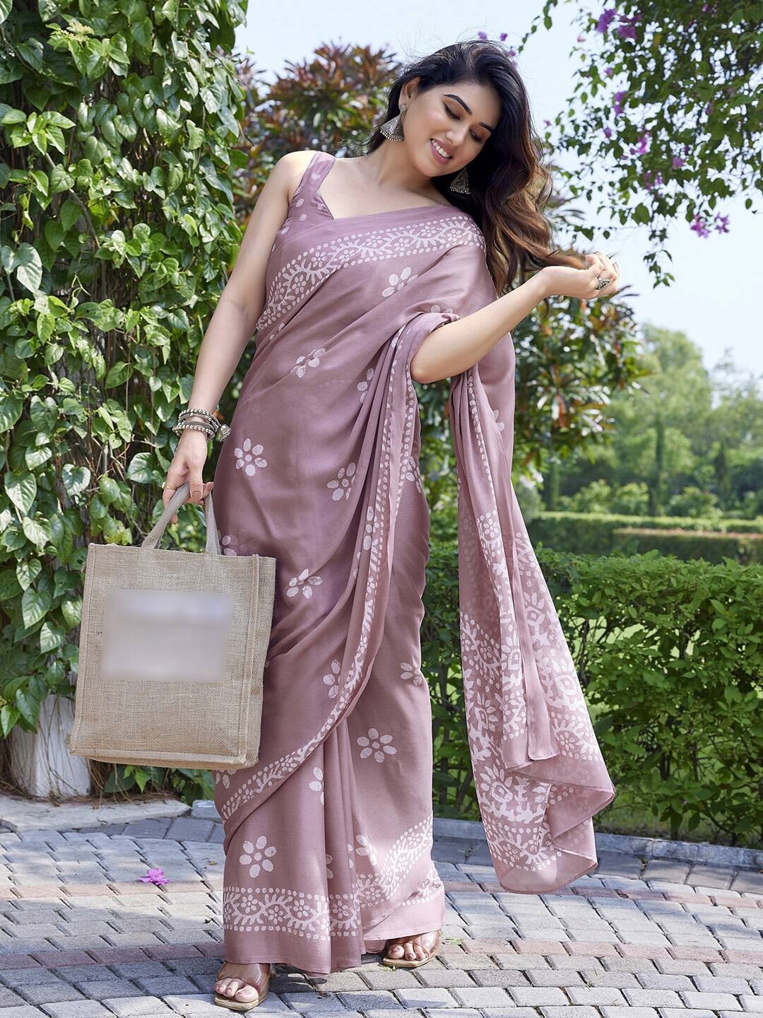 Myntra chiffon saree discount