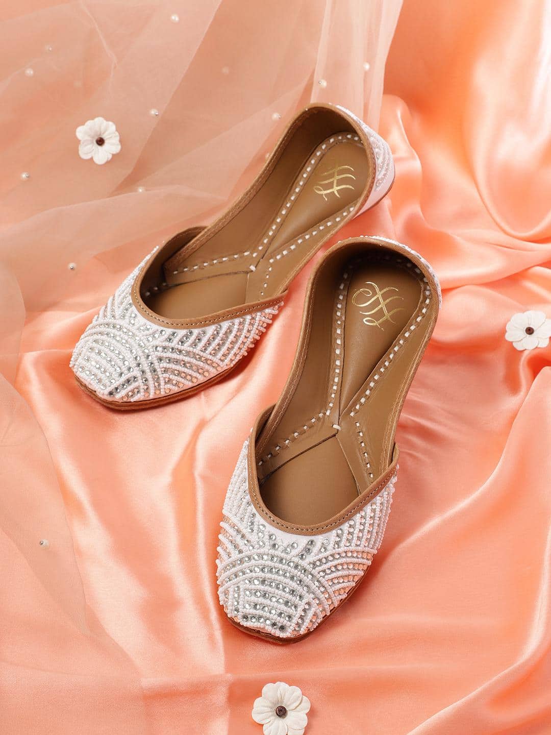  House of Pataudi Women Embellished Mojaris