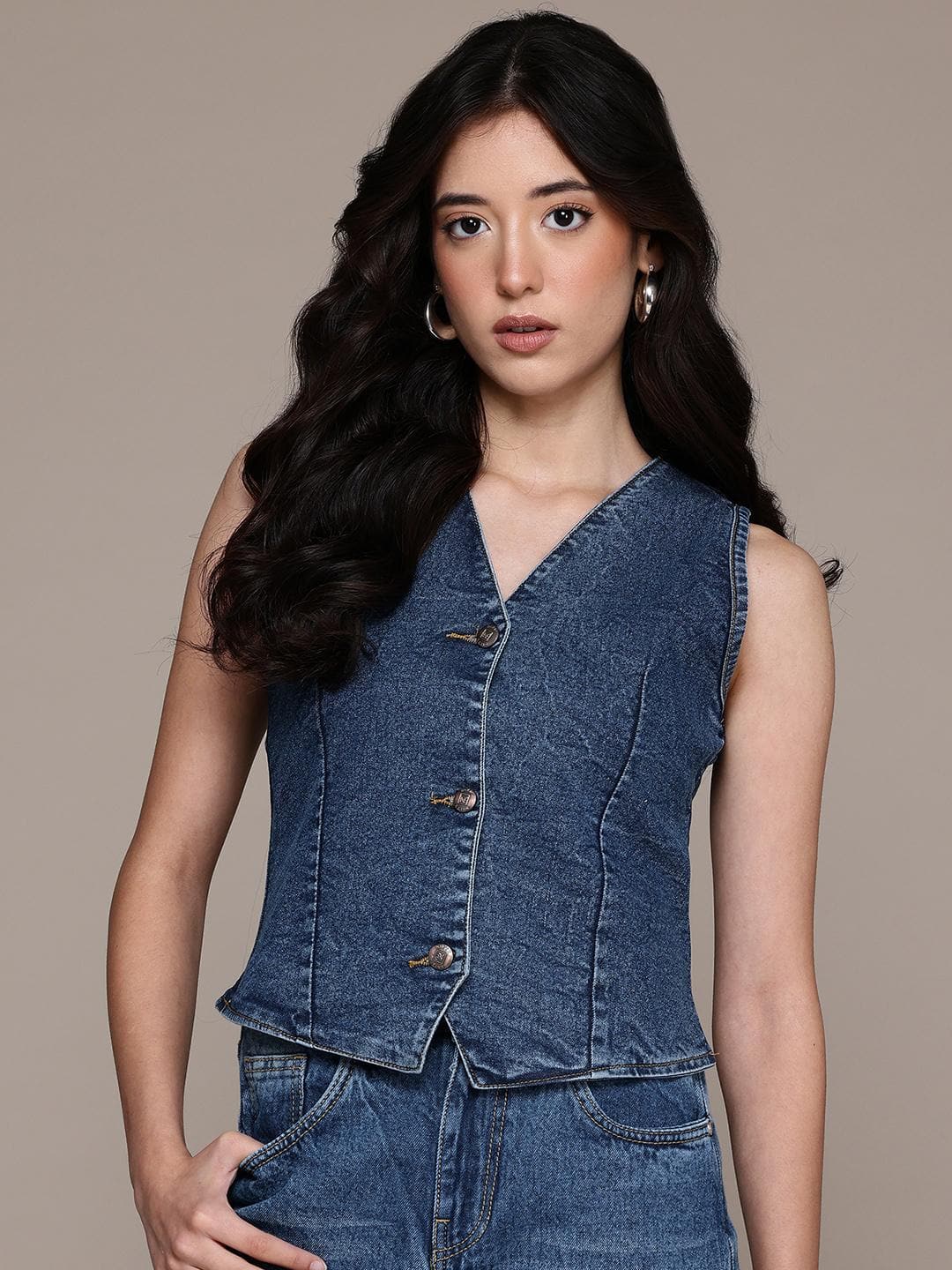  Nifty V-Neck Denim Waistcoat