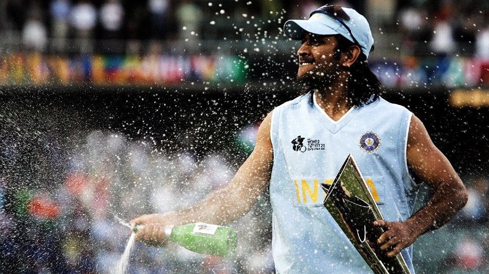 MS Dhoni celebrates India&#039;s win in 2007 T20 World Cup. (Source: Twitter)