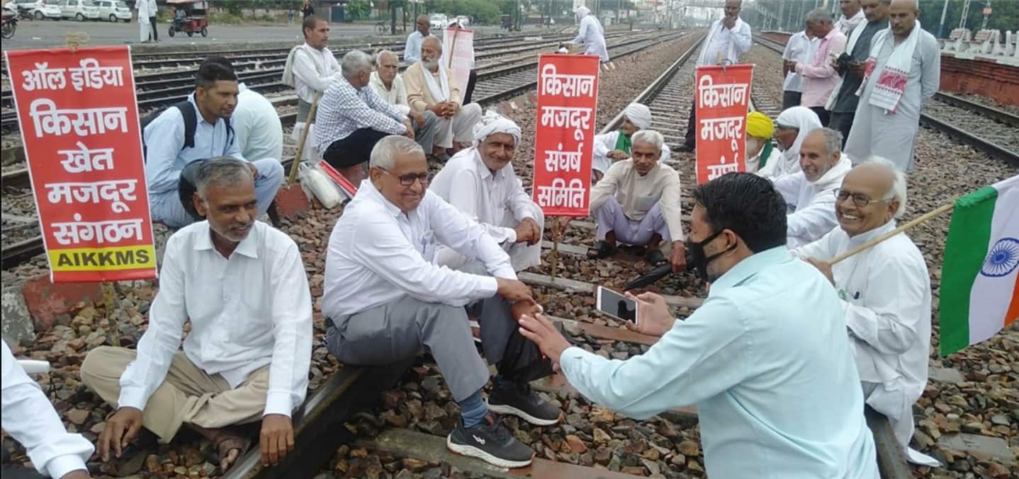 rail stop protest