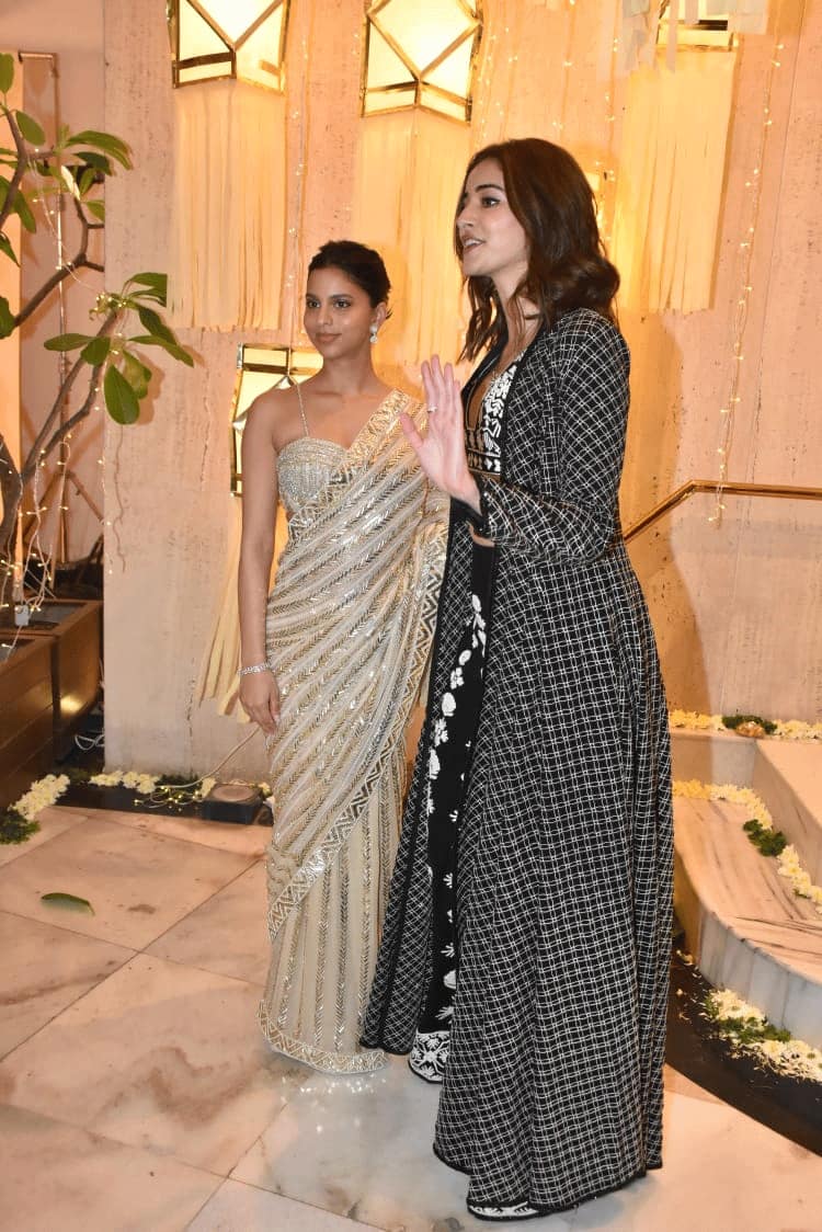 Diwali 2022: Shah Rukh Khans daughter Suhana Khans saree look at