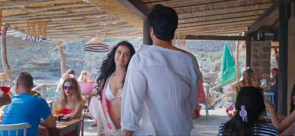 Ranbir, Shraddha have 16 costumes changes in the song 'Tere Pyar Main