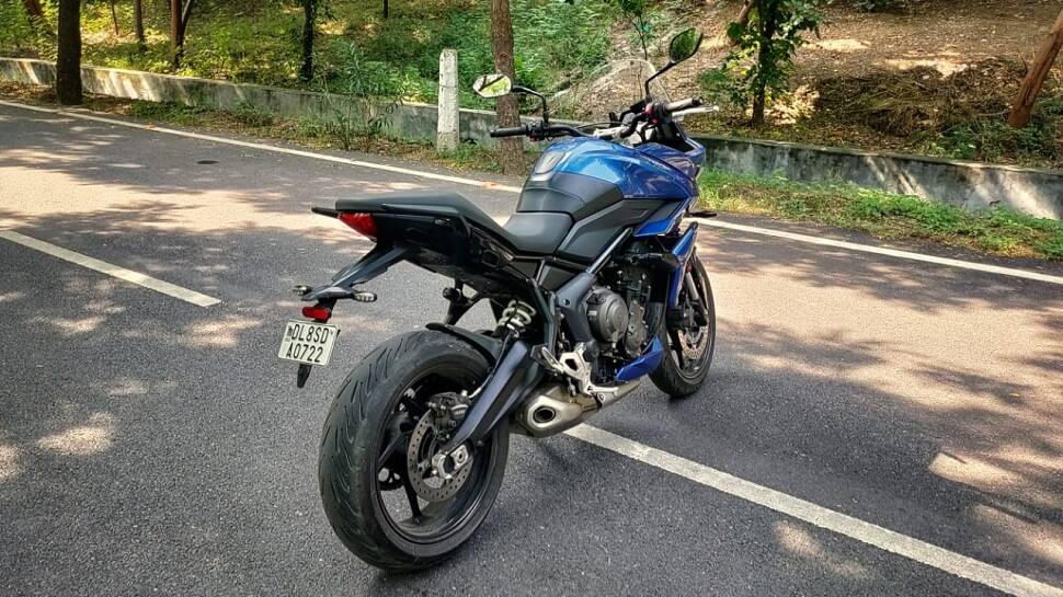 Triumph-Tiger-Sport-660-Review-rear