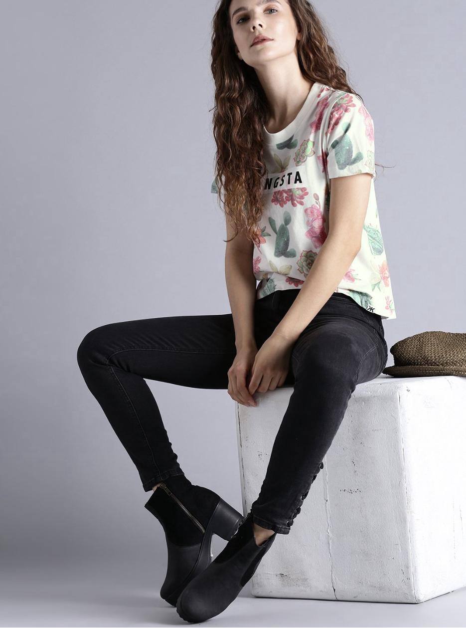 Kook N Keech Women White All Over Floral Relaxed Printed T-shirt Kook N Keech Women White All Over Floral Relaxed Printed T-shirt