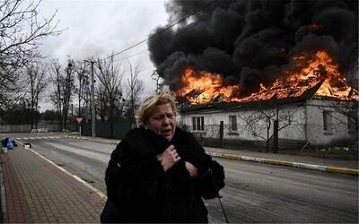 Residential buildings catch fire amid heavy shelling in Ukraine