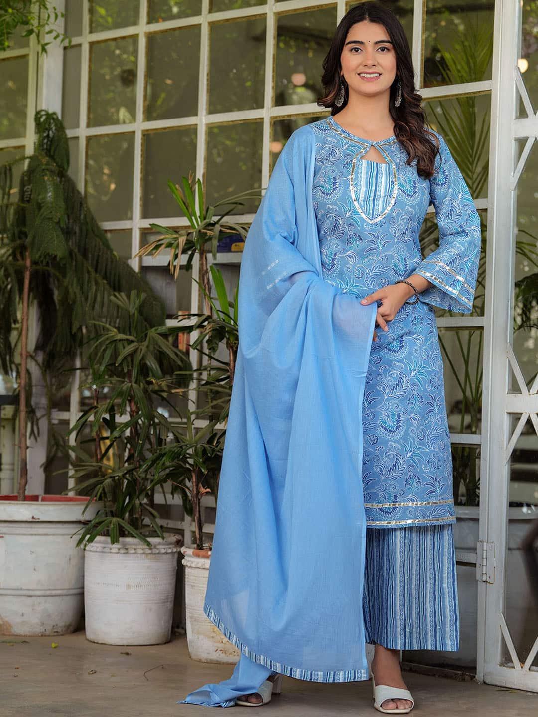 Bunkari Ethnic Motifs Kurta With Palazzos And Dupatta Bunkari Ethnic Motifs Kurta With Palazzos And Dupatta