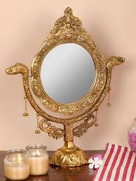 NM Beige Elephant-Shaped Tabletop Mirror NM Beige Elephant-Shaped Tabletop Mirror