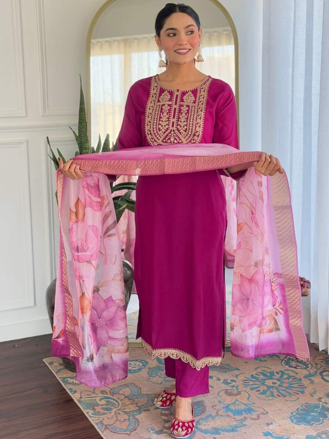 TRAHIMAM Women Ethnic Motifs Yoke Design Kurta