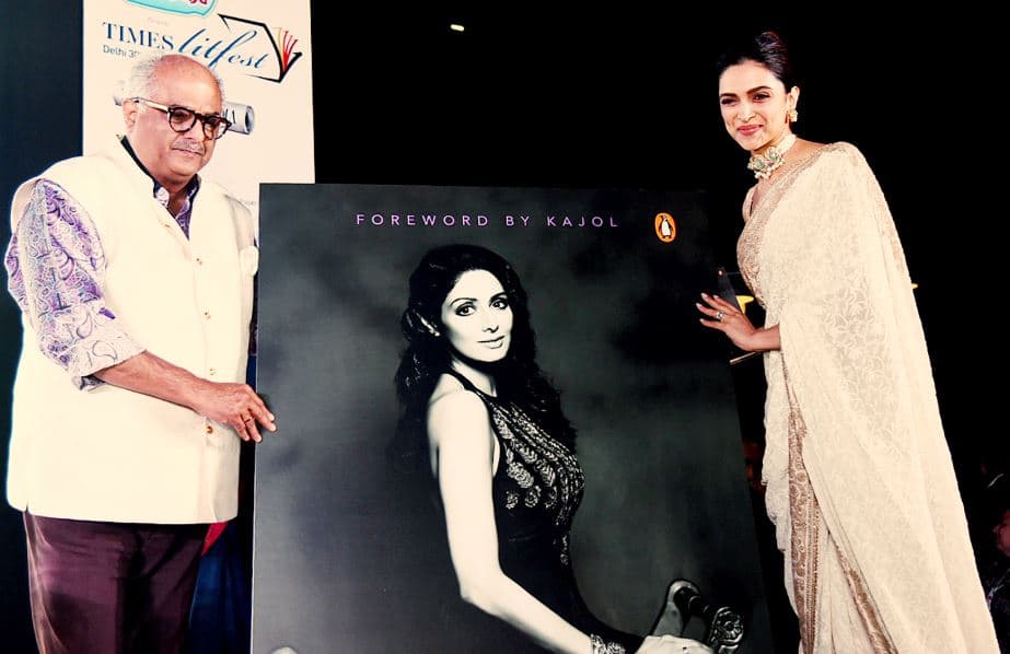Www Sridebi Sex Vdo - Deepika Padukone, Boney Kapoor unveil the cover of Sridevi's biography |  People News | Zee News