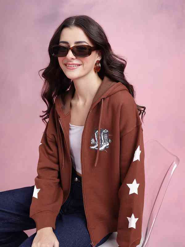 DressBerry Conversational Print Hooded Sweatshirt DressBerry Conversational Print Hooded Sweatshirt
